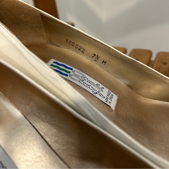 Vintage Arnold Churgin Size 7.5 Heels - Picture 6 of 9